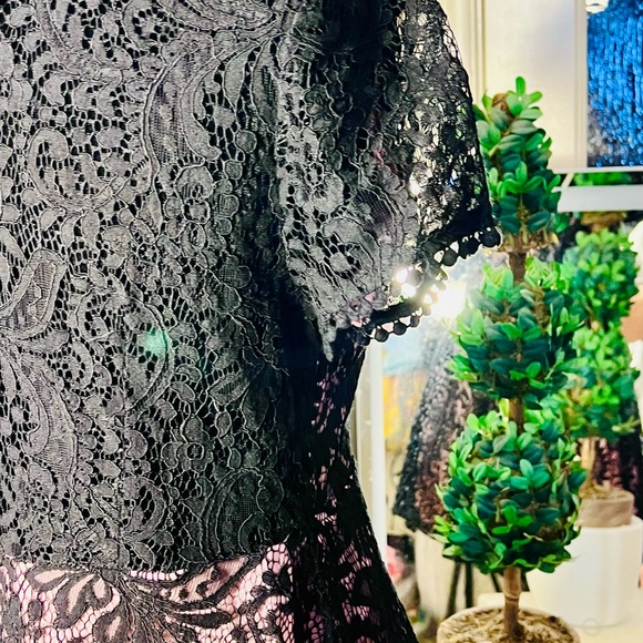 FOREVER 21 Black Lace Mini Dress Size M with Light Pink Fabric Lining, NWOT - Picture 8 of 17